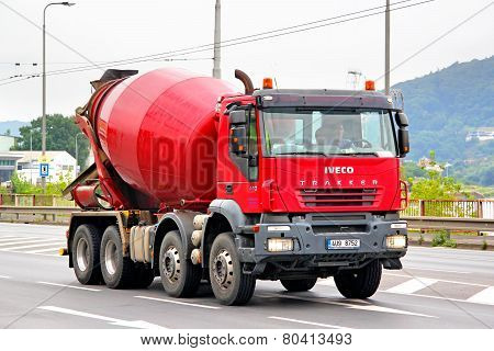 Iveco Trakker