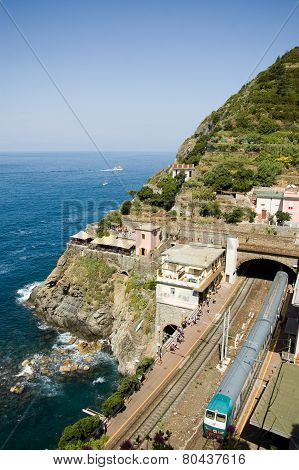 view of the Cinque Terre from railwaystation