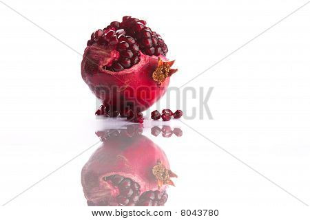 Granatapfel und Reflexion