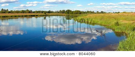 Kesän Aki järvi Panorama