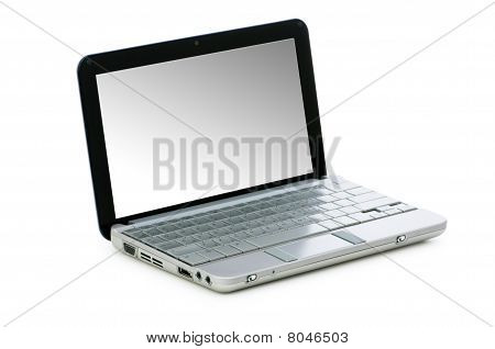 白い背景で隔離のスタイリッシュなネットブック