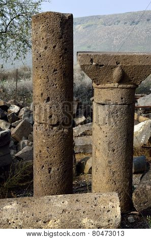 Ancient Columns In Umm El Kanatir, Israel