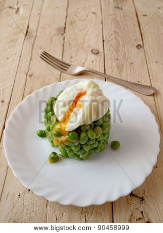Ecological Fresh Green Peas Pods.