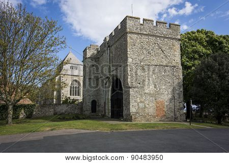 Minster Abbey And Gatehouse Museum