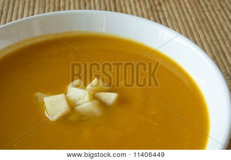 Butternut Squash, Apple And Ginger Soup
