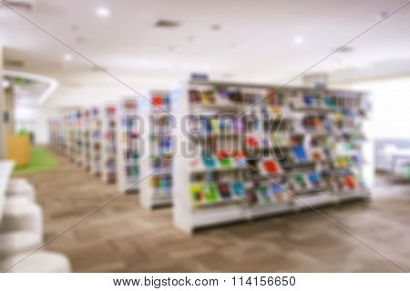 blur immage of books on the library