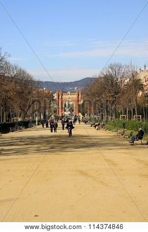 Barcelona, Catalonia, Spain - December 12, 2011: Park Ciutadella And Arc De Triomf In Barcelona