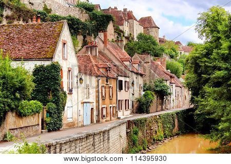Medieval riverside houses, Semur en Auxois, Burgundy, France