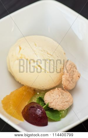 Fruit ice cream
