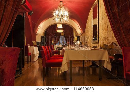 Empty Restaurant Decorated In Red