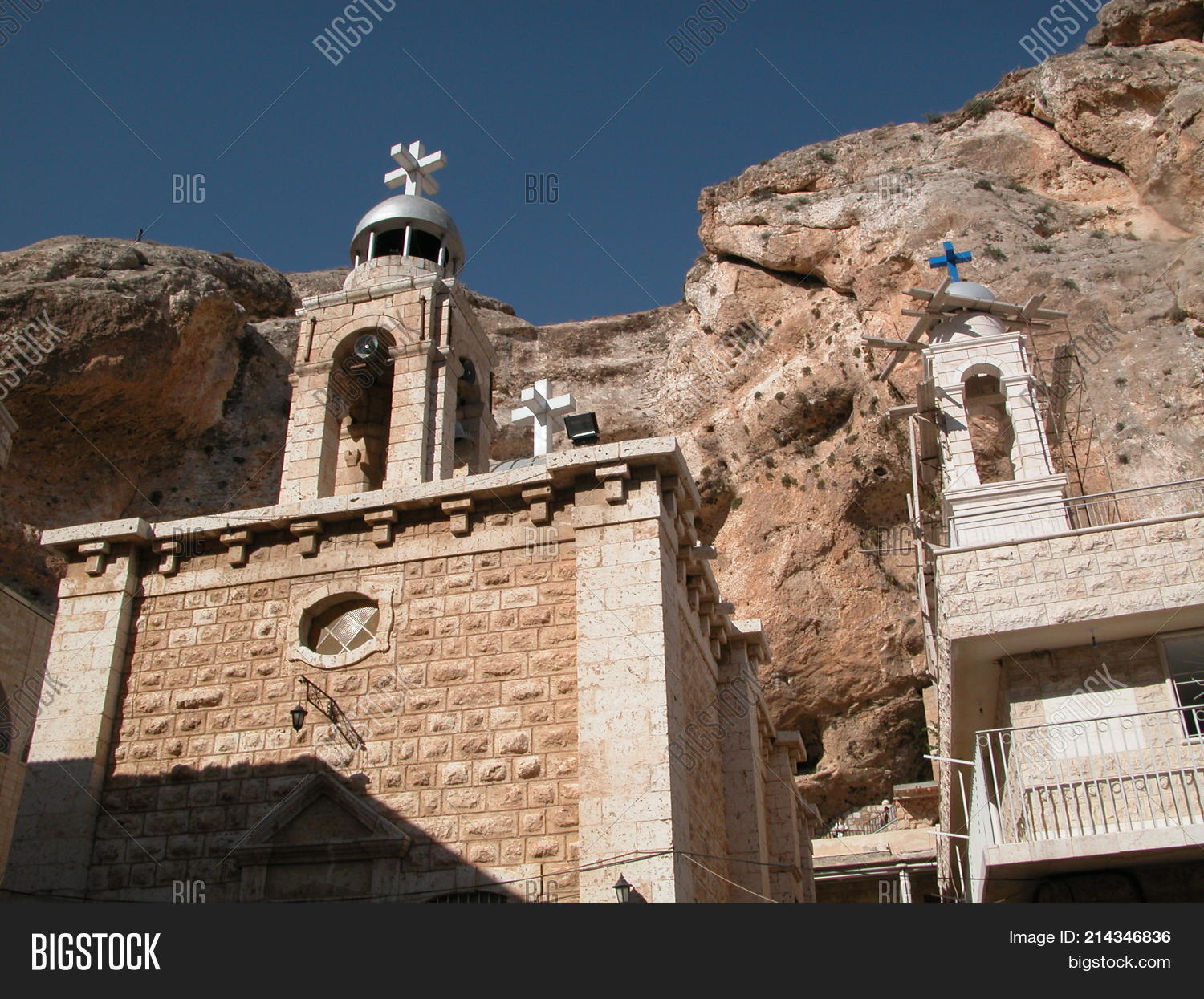 Антиохийская православная церковь в сирии. Святыни сирии. Святыни сирии. Монастырь христианский сирия маалюля. Монастырь в сирии маалюля женский.