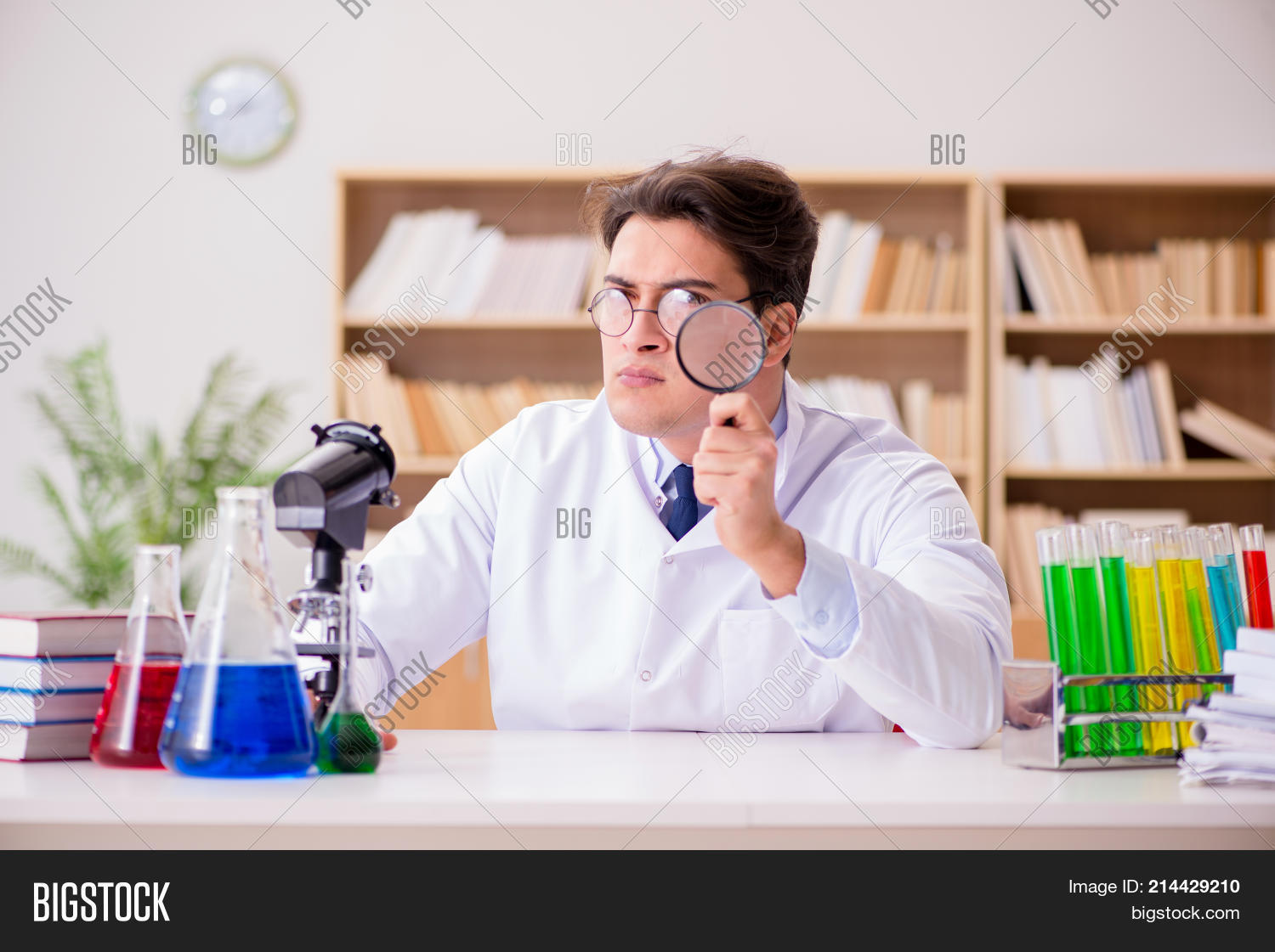 Scientist doctor. доктор ученый.