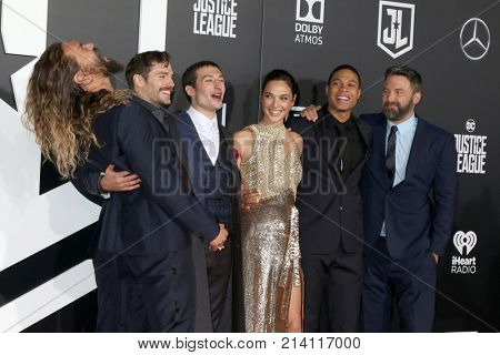 LOS ANGELES - NOV 13:  Jason Momoa, Henry Cavill, Ezra Miller, Gal Gadot, Ray Fisher, Ben Affleck  at the World Premiere of Justice League at Dolby Theater on November 13, 2017 in Los Angeles, CA