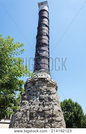 Cemberlitas (column With Rings) In Istanbul / Turkey