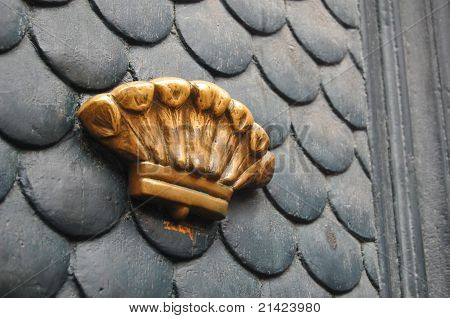 Porta decorazione dorata
