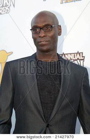 BURBANK, CA - 23 giugno: Lance Reddick arriva presso il 37th annual che Saturn awards su 23 giugno 2011 a Th