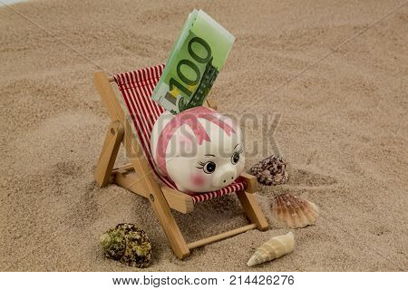 deck chair with euro bank note