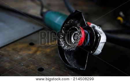 Professional Electric Grinder Tool With Polishing Disc