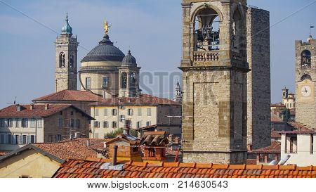 Panorama of old Bergamo, Italy. Bergamo, also called La Citt dei Mille, The City of the Thousand , is a city in Lombardy, northern Italy, about 40 km northeast of Milan