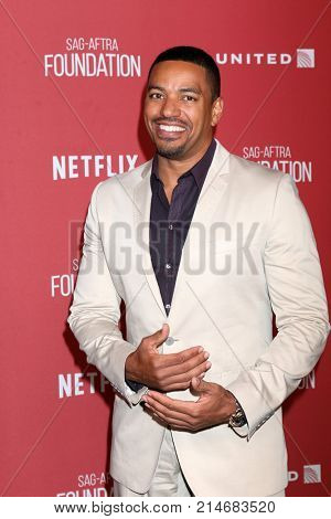 LOS ANGELES - NOV 9:  Laz Alonso at the Patron of the Artists Awards 2017 at Wallis Annenberg Centeron November 9, 2017 in Beverly Hills, CA