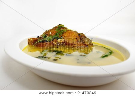 Curry di pesce indiano (Rahu)