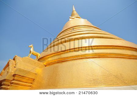 Pagoda d'oro, tempio In Thailandia