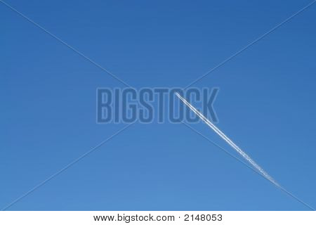 Aereo nel cielo