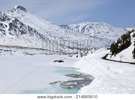 The railroad leads through White Pass 880 meters (2888 feet) above sea level at the end of May (Canada's and United States border).
