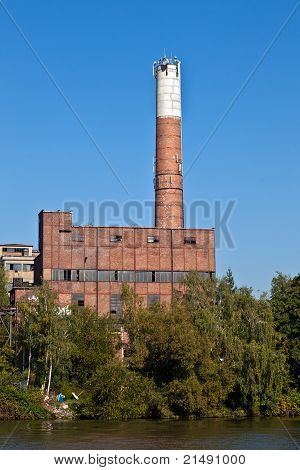 Vanhoja hylättyjä rakentamiseen