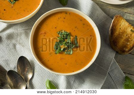 Homemade Tomato Basil Bisque Soup