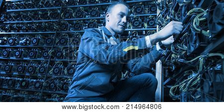 miner bitcoin cryptocurrency farm mining virtual money