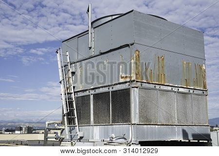 Commericial Cooling Tower For Building Air Conditioning Systems