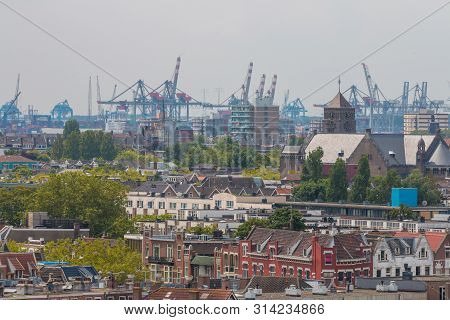 Rotterdam, The Netherlands - July 19 2019: Mixed Classic Architecture Of Rotterdam Leafy Urban Apart
