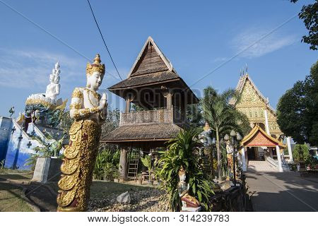 Thailand Phrae Wat Thai Temple