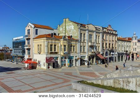 Shumen, Bulgaria - April 10, 2017: Central Pedestrian Street Bul. Slavyanski In City Of Shumen, Bulg