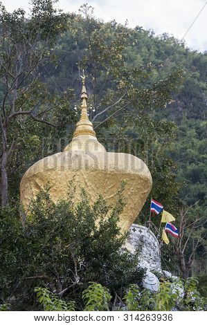 Thailand Phrae Wat Phra That In Khaen Temple