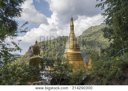 Thailand Phrae Wat Phra That In Khaen Temple