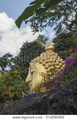 Thailand Phrae Wat Phra That In Khaen Temple