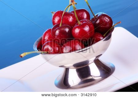 Třešně a višně