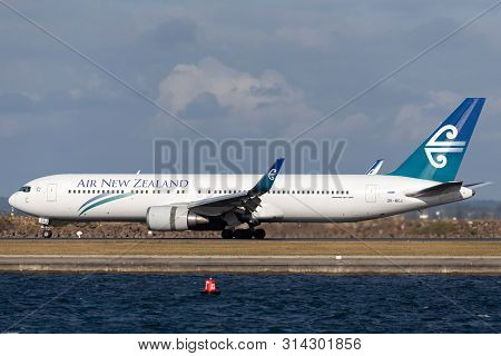 Sydney, Australia - October 7, 2013: Air New Zealand Boeing 767 Large Commercial Airliner Landing At