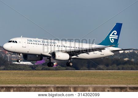 Sydney, Australia - October 7, 2013: Air New Zealand Airbus A320 Twin Engined Commercial Airliner Ta