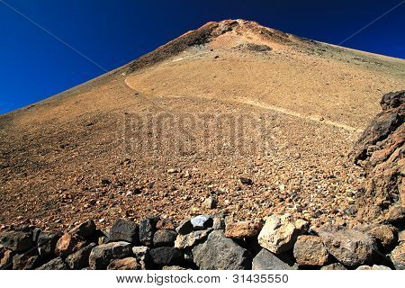 テネリフェ島の火口周辺のテイデ火山 3550 メートルの高