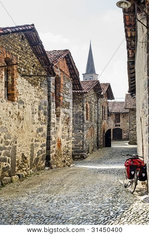 Candelo Ricetto (İtalya) ile Bisiklet