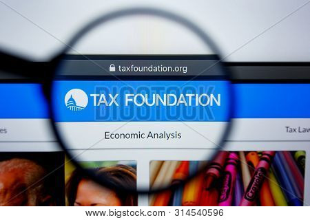 Los Angeles, California, Usa - 29 Jule 2019: Illustrative Editorial Of Taxfoundation.com Website Hom