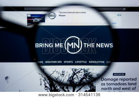Los Angeles, California, Usa - 29 Jule 2019: Illustrative Editorial Of Bringmethenews.com Website Ho
