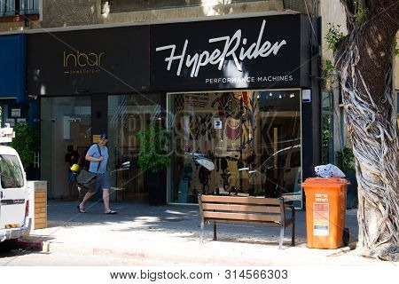 Tel Aviv Israel July 29, 2019 View Of Unknowns Israeli People Walking On Dizengoff Street At Tel Avi