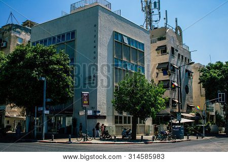 Tel Aviv Israel July 29, 2019 View Of Unknowns Israeli People Walking On Dizengoff Street At Tel Avi