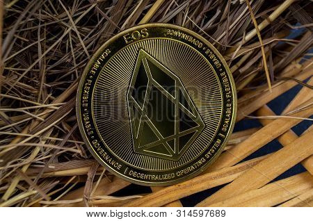 Eosio Eos Is A Modern Way Of Exchange And This Crypto Currency Is A Convenient Means Of Payment In T