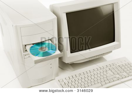 Pöytätietokone