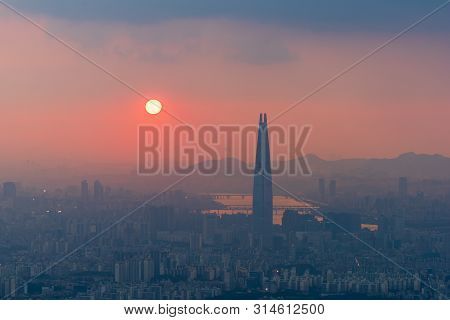 Sunset At Namhansanseong In Seoul City,south Korea.